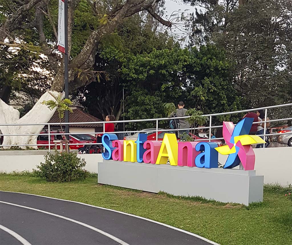 Santa Ana celebra su 118 aniversario con actividades culturales y artísticas