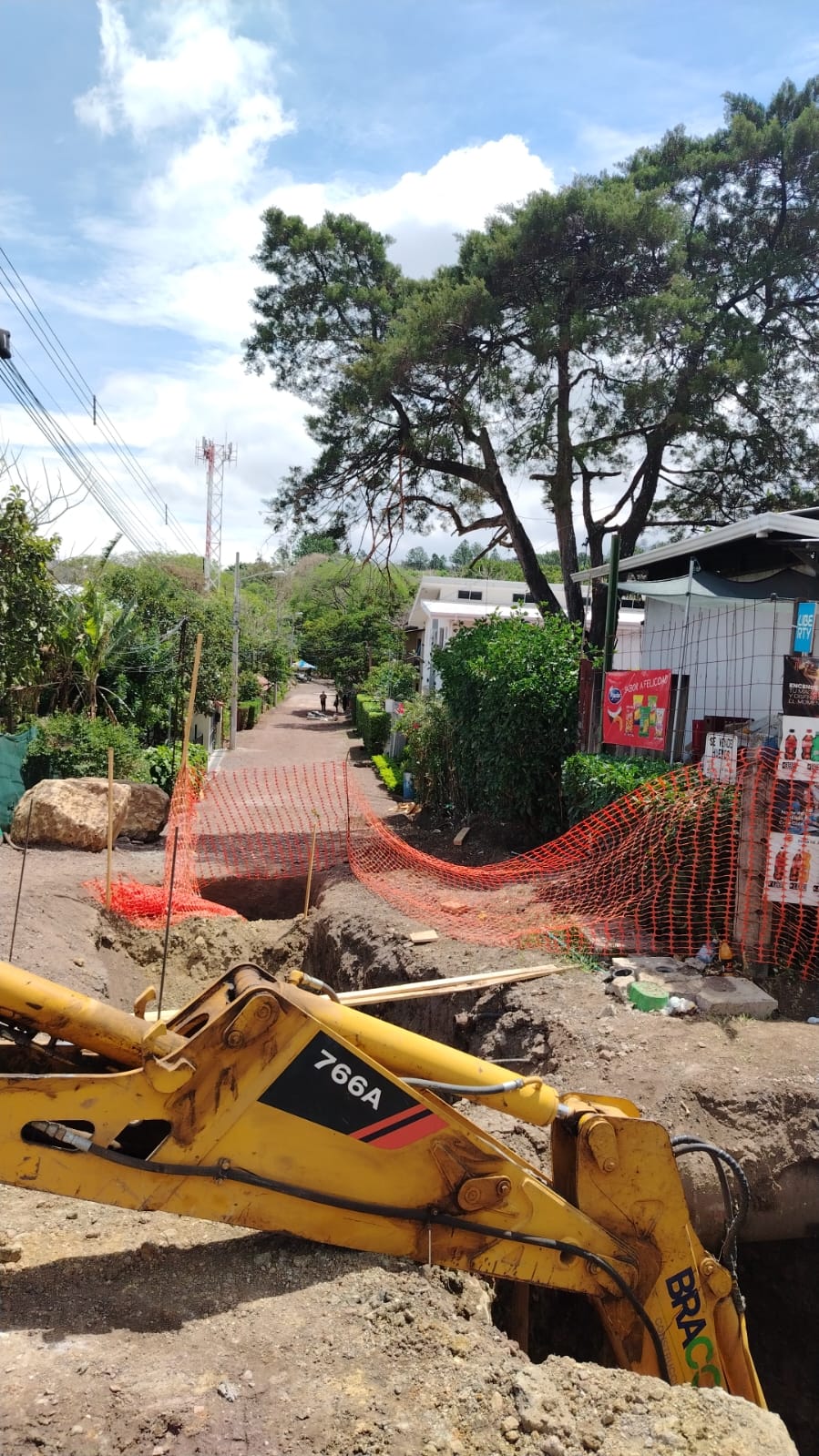 Vecinos de Calle Machete piden al Gobierno Local acelerar obras de alcantarillado