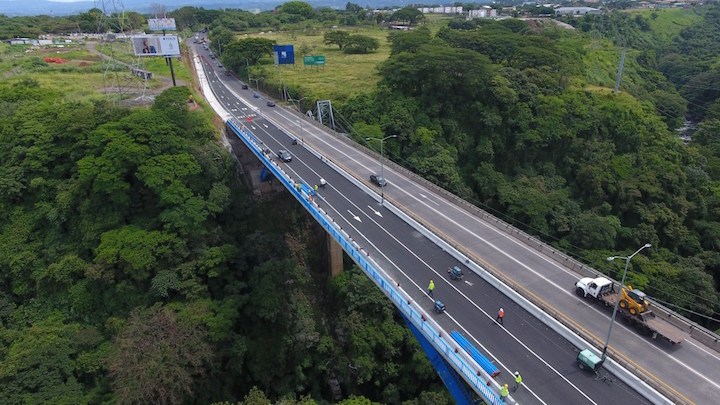 LANAMME encuentra deficiencias en el puente sobre el Río Virilla en Lindora