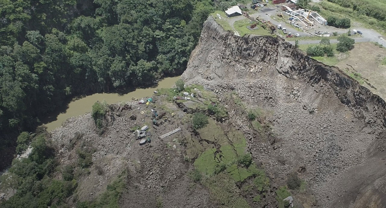 Alcaldía y CNFL preocupados por deslizamiento en Rancho Tico que afecta el Río Virilla y la Planta Hidroeléctrica en Brasil