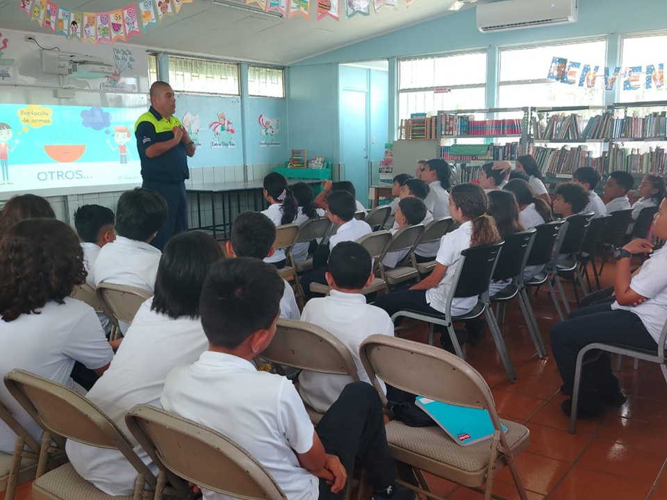 Policía Municipal fortalece la prevención en centros educativos del cantón