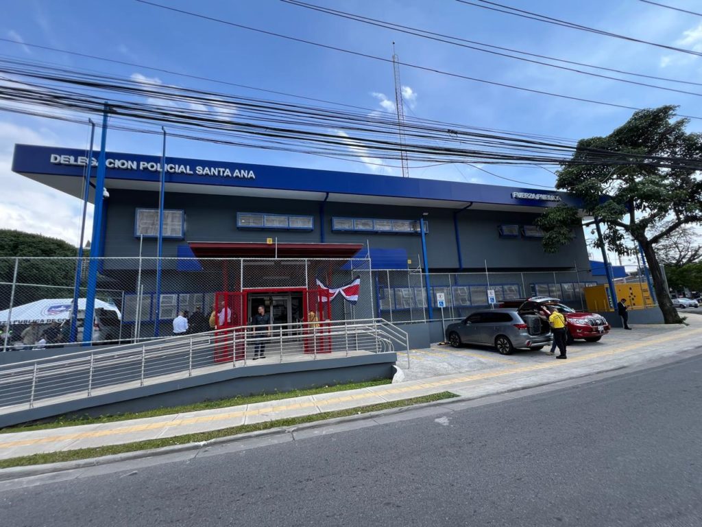 Realizan bendición de la nueva sede de la Fuerza Pública en Santa Ana