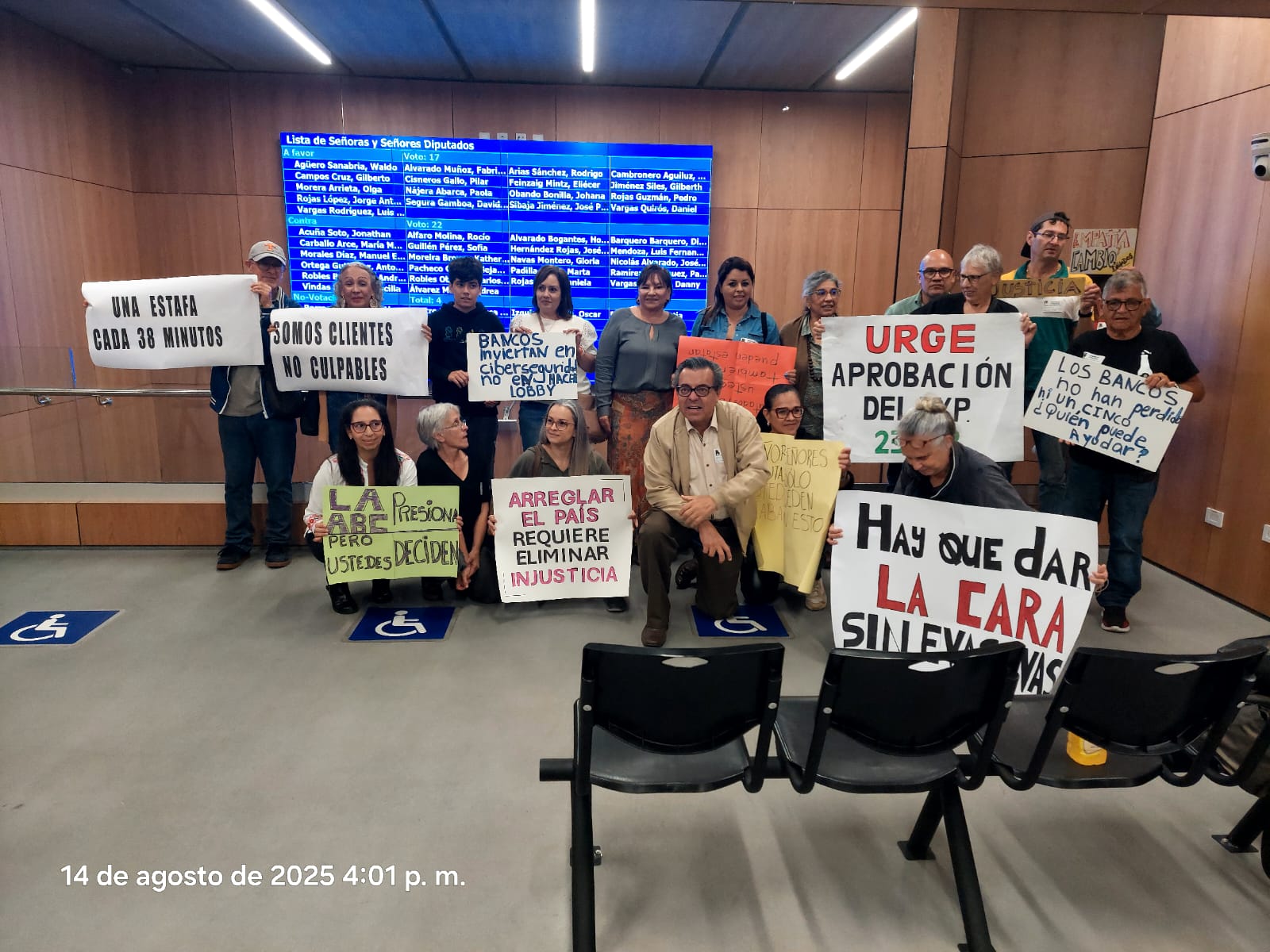 Diputados del PUSC reducen responsabilidades de bancos en proyecto de ley contra estafas informáticas