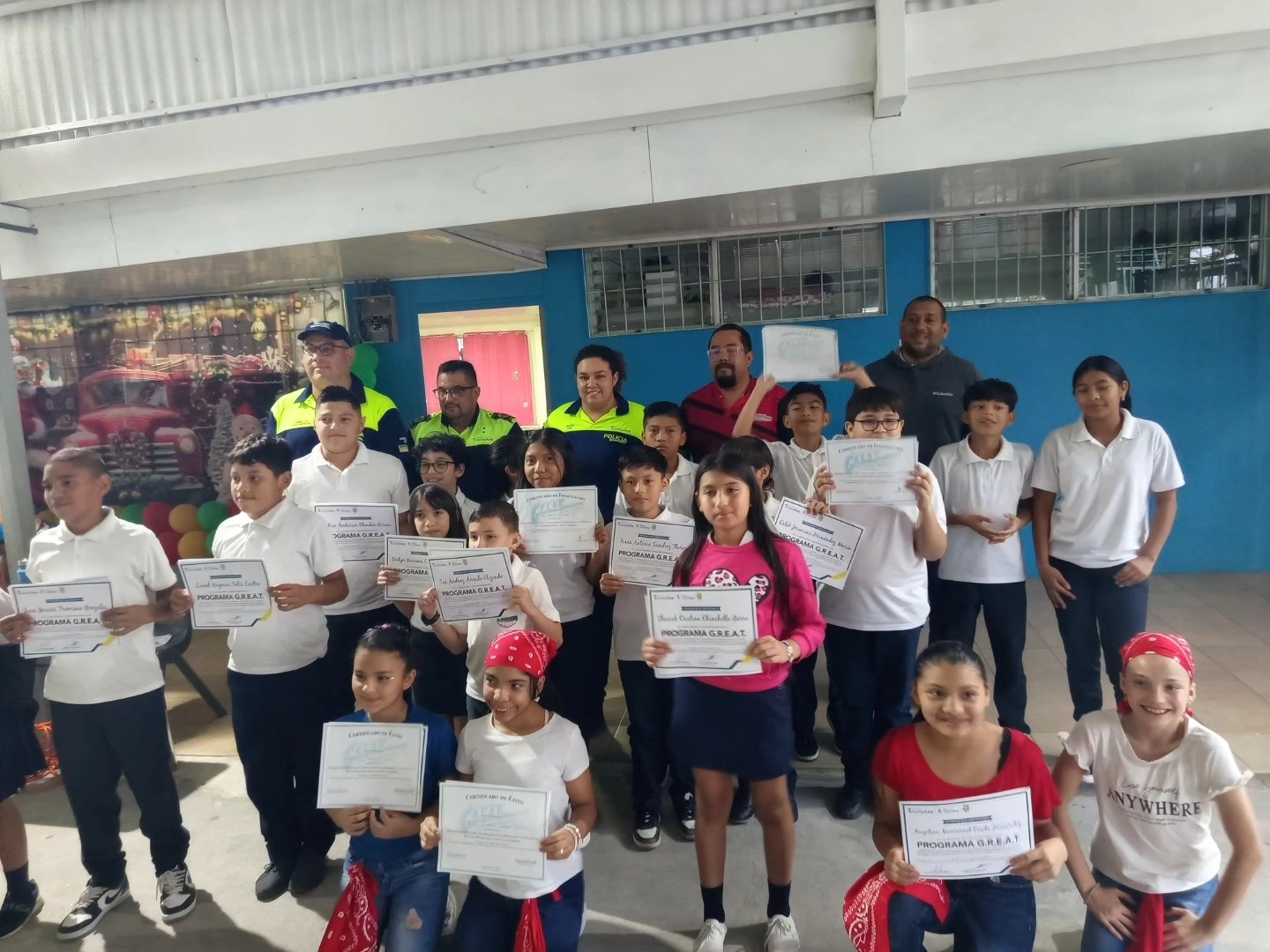 Proyecto conjunto promueve el deporte y la educación preventiva en Escuela La Mina