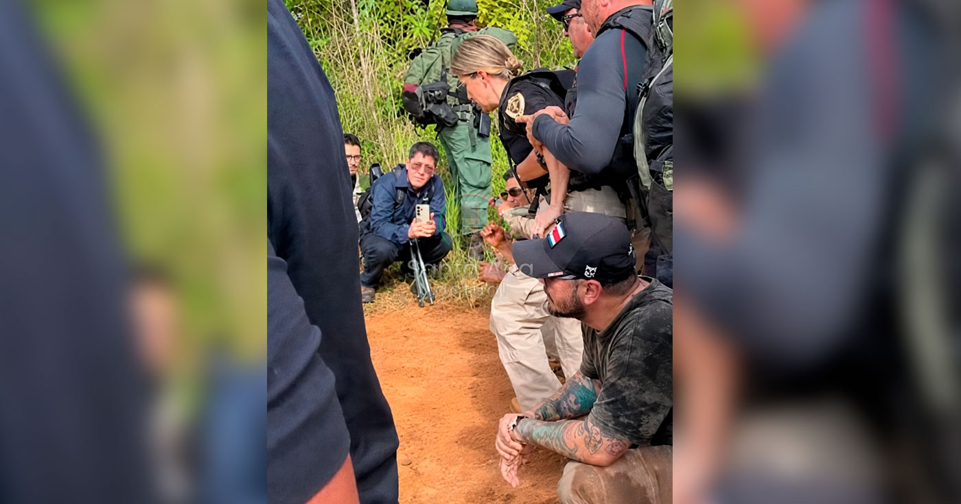Evacúan a la presidenta Laura Fernández tras aparente detonación y explosiones durante gira en Crucitas